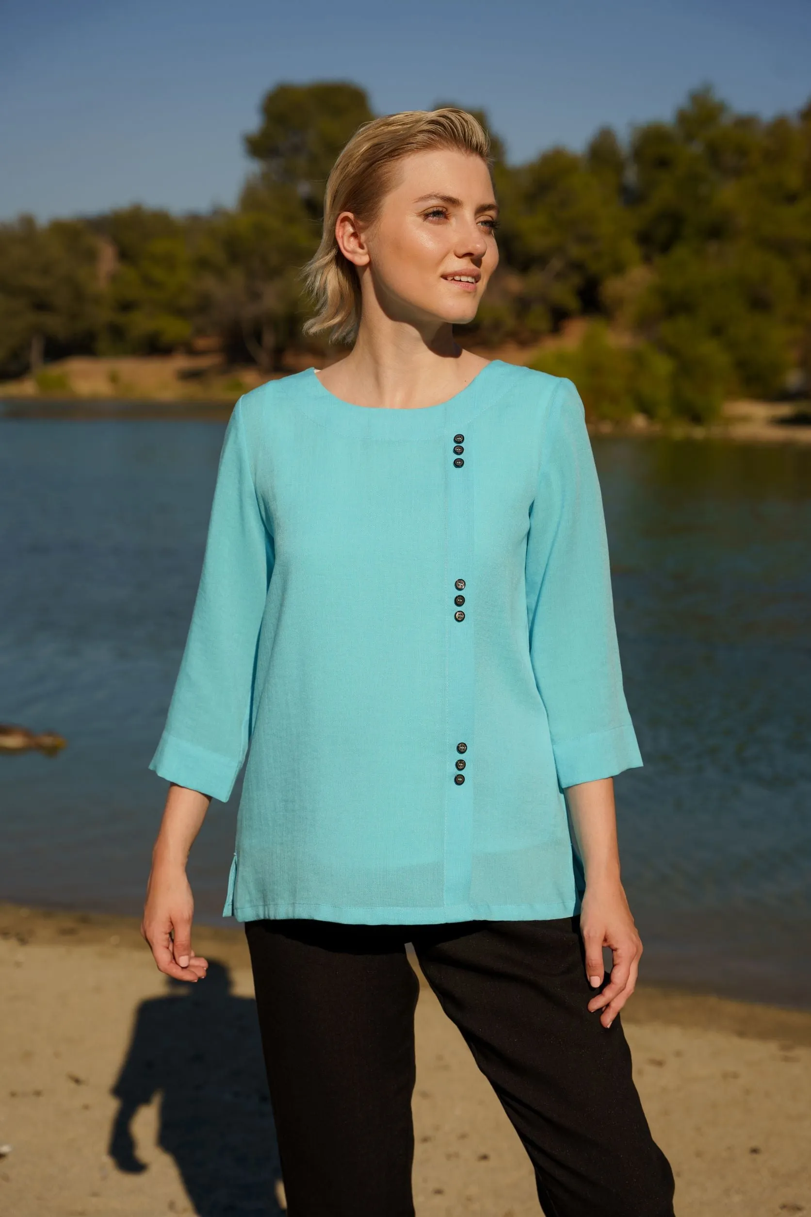 AA377 - Jasmine Linen Pullover Top