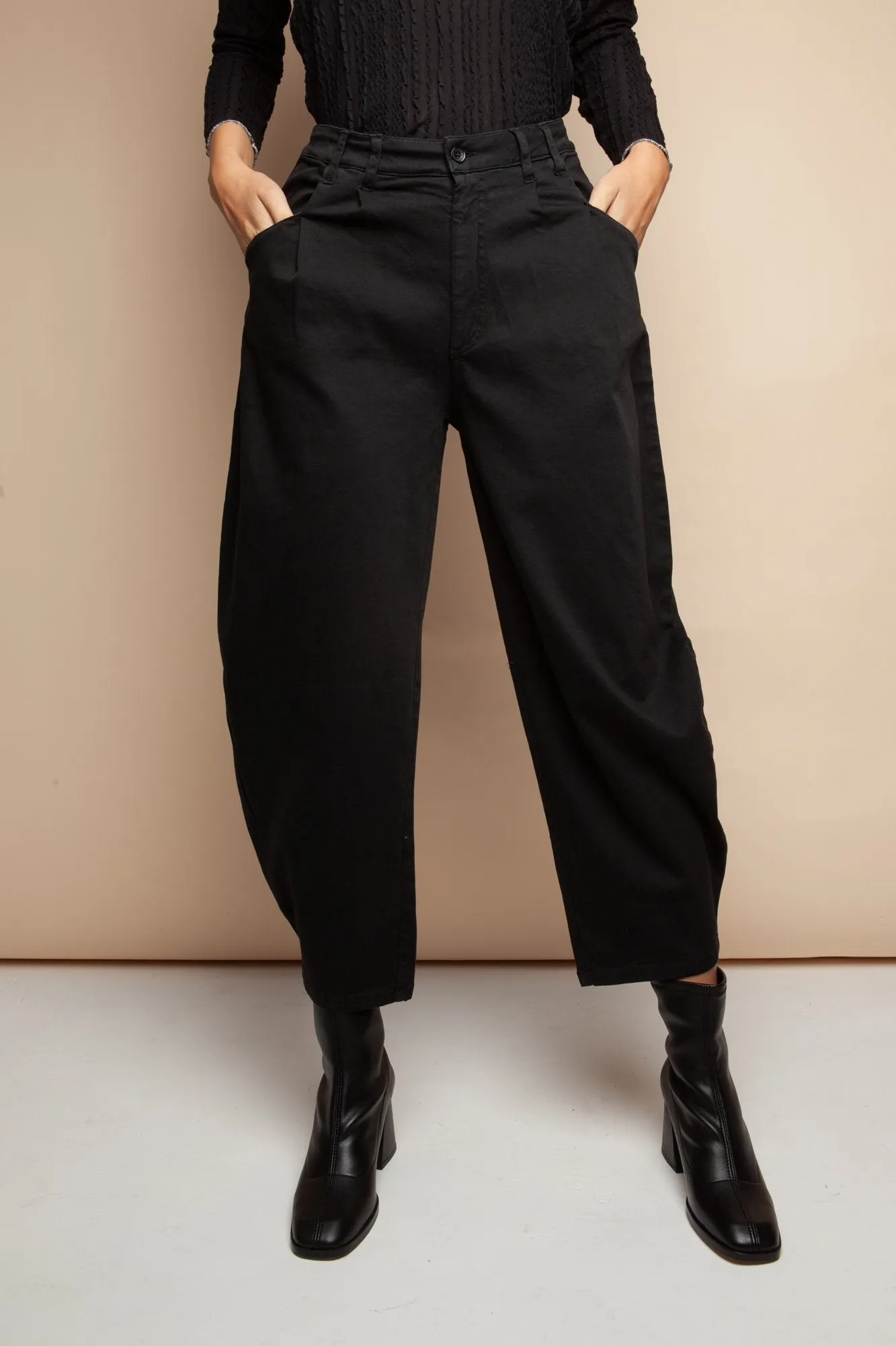 ayla trousers black <br> by Signe