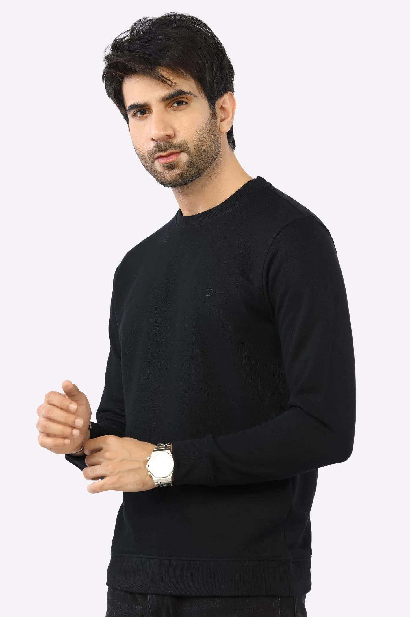 Black Basic Sweatshirt