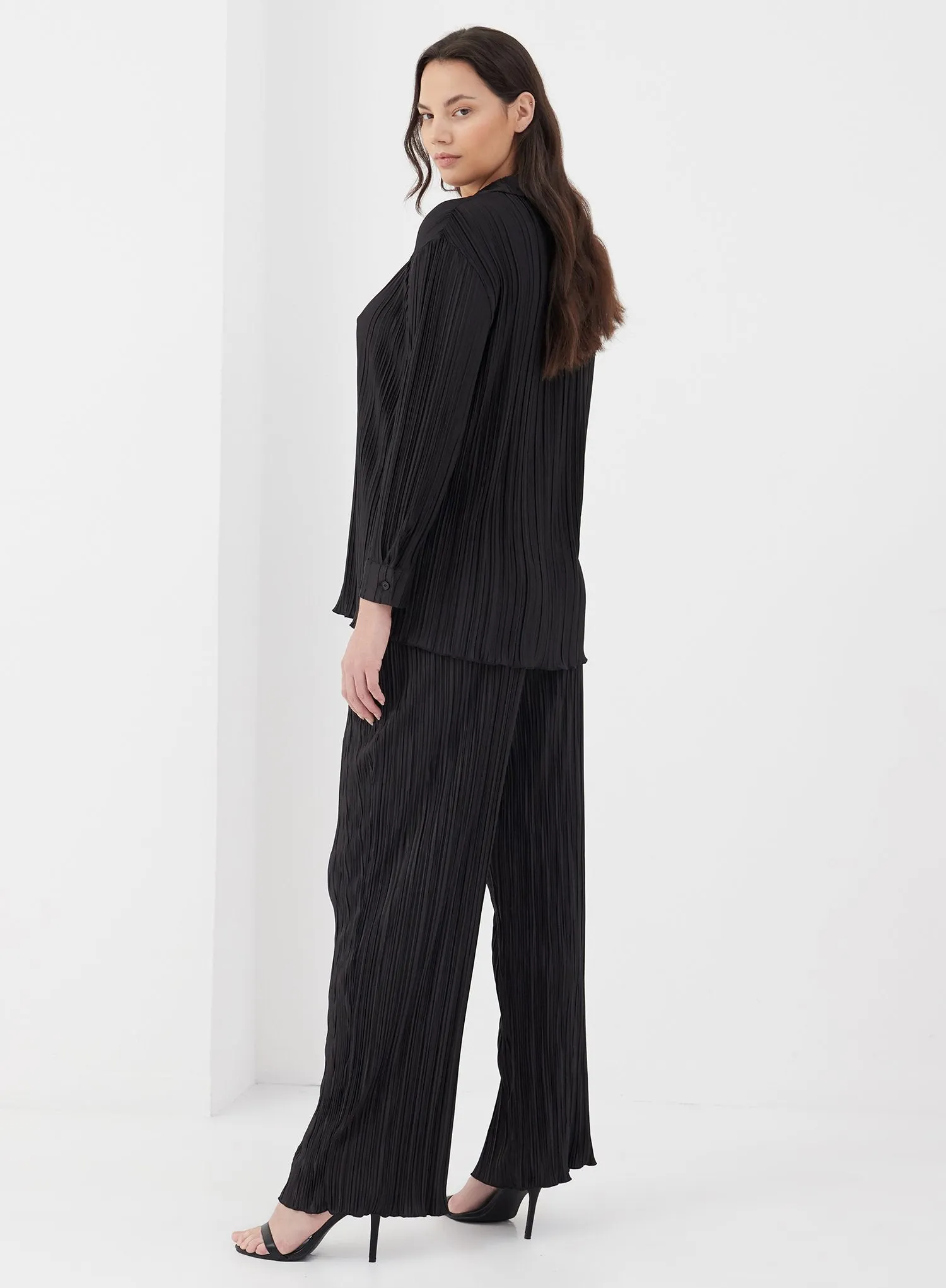 Black Pleated Plisse Trousers - Raquel