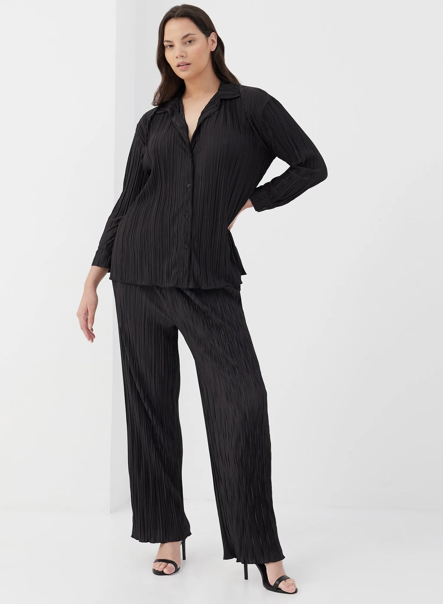 Black Pleated Plisse Trousers - Raquel