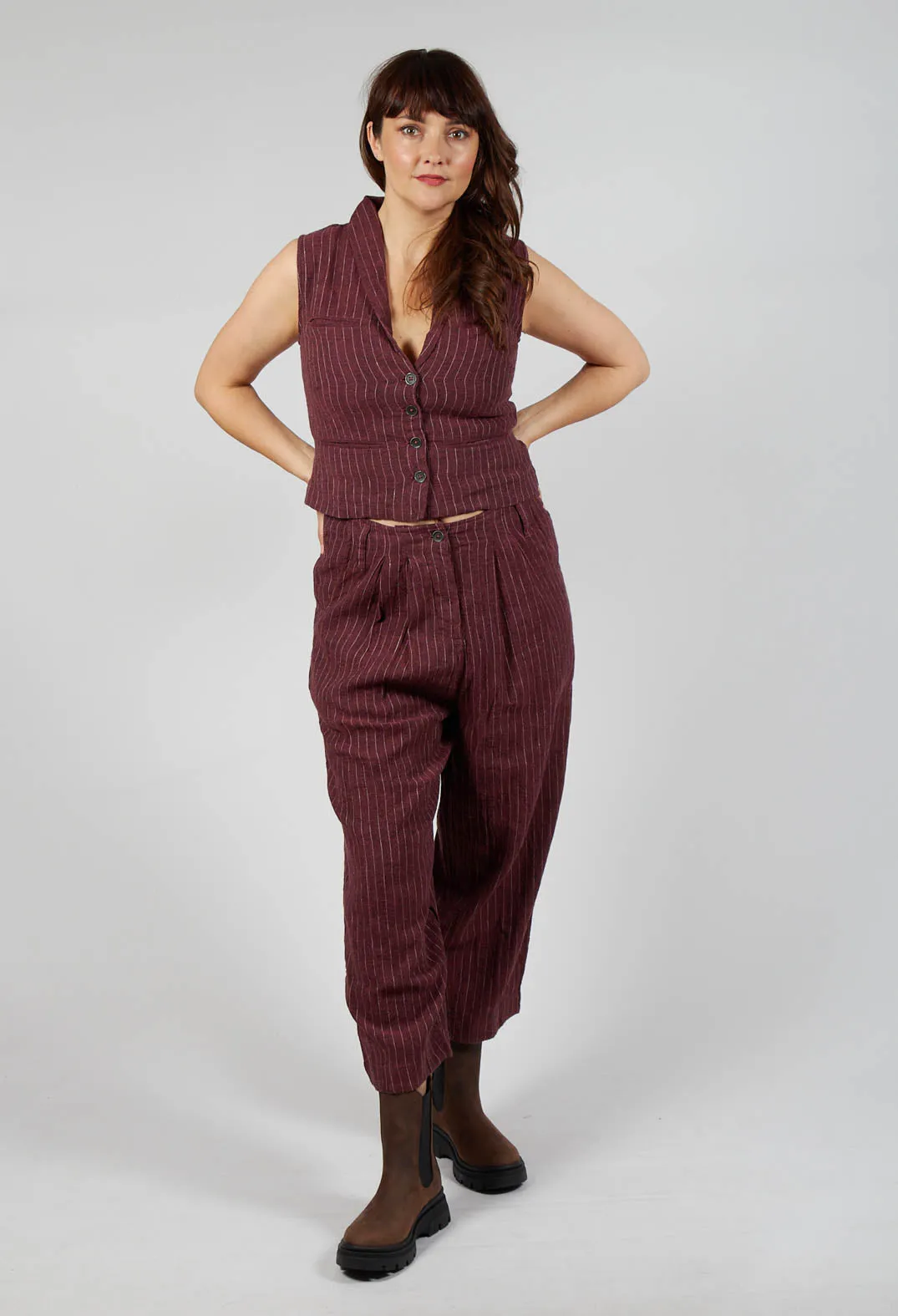 Botvi Trousers in Burgundy