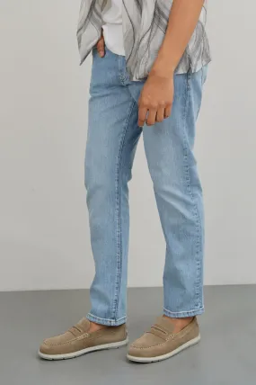 CLASSIC STRAIGHT JEANS