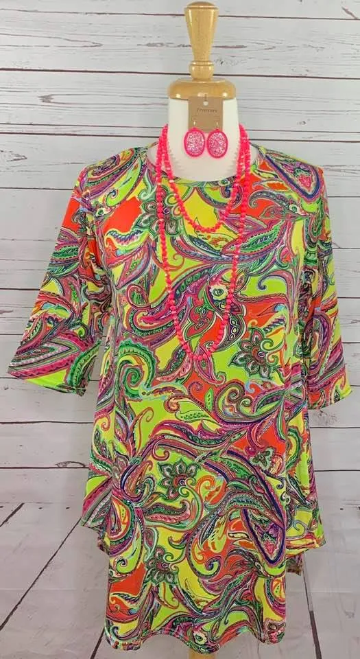 Large * Paradise Neon Paisley Scoop Tunic