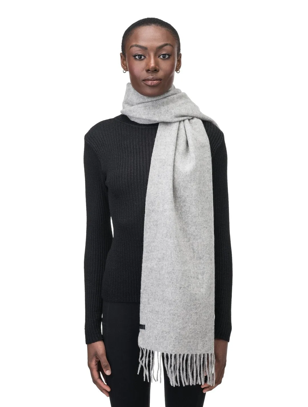 Vera Unisex Wool Scarf