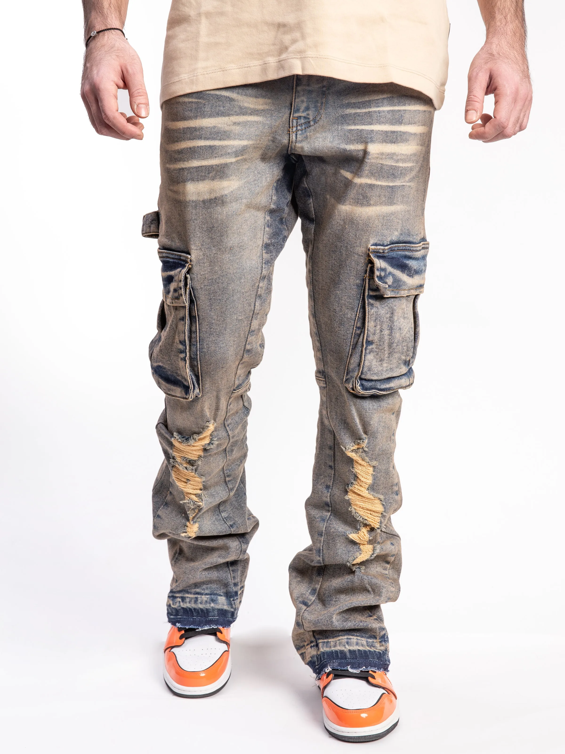 WASHED FLARED CARGO JEANS